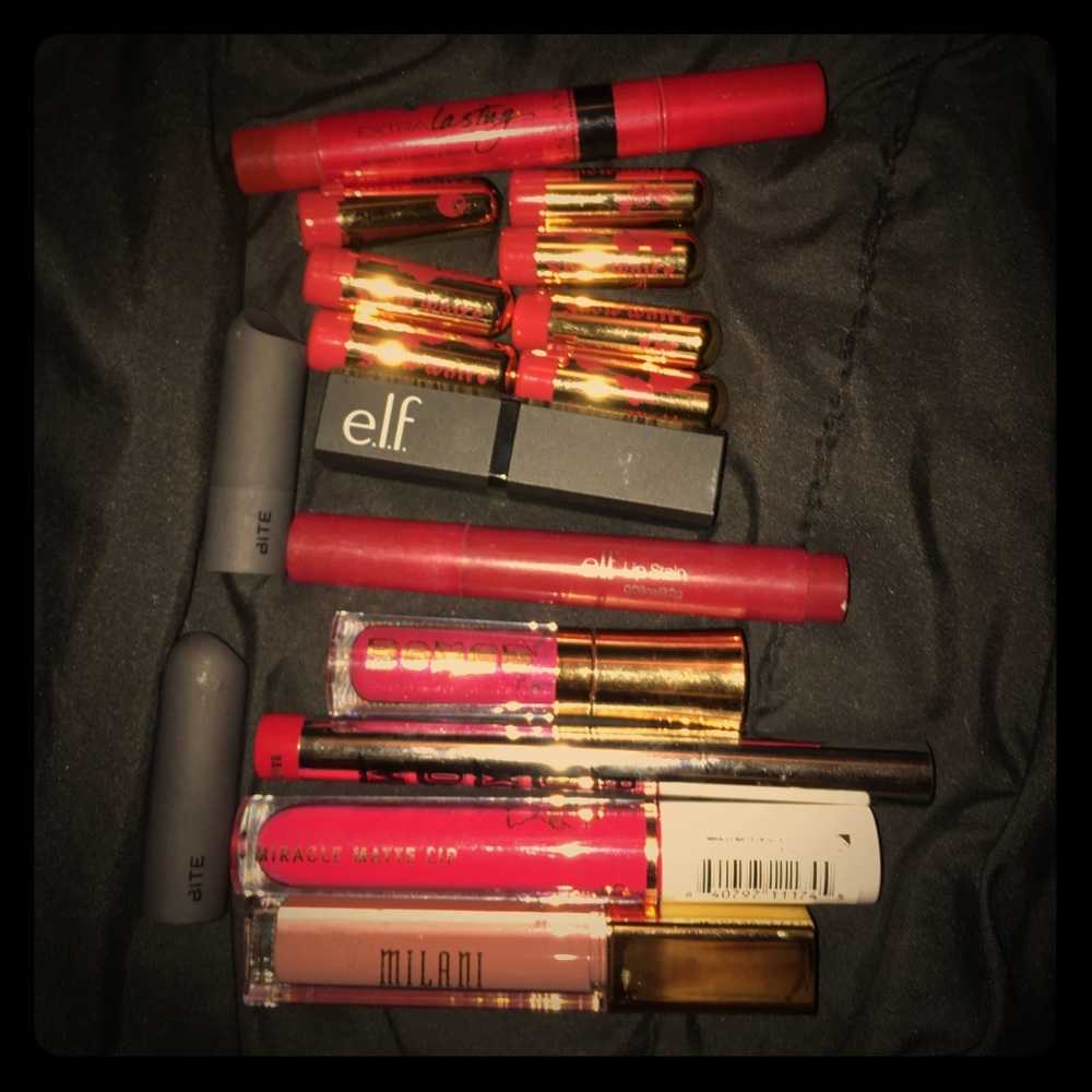 Lip Gloss Lipstick Lip Scrub Lip Stain BUNDLE